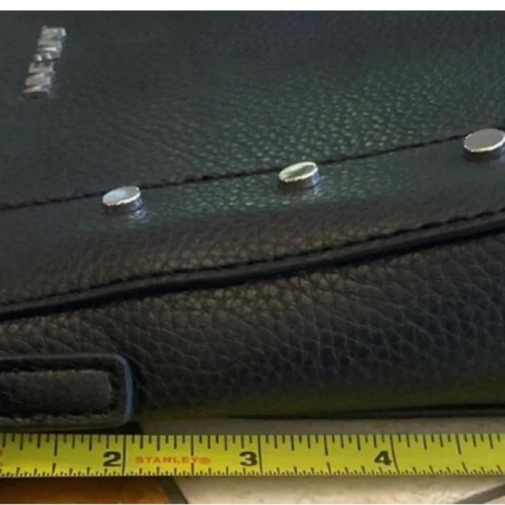 Nice West Small Crossbody Black NWT - Picture 5 of 7